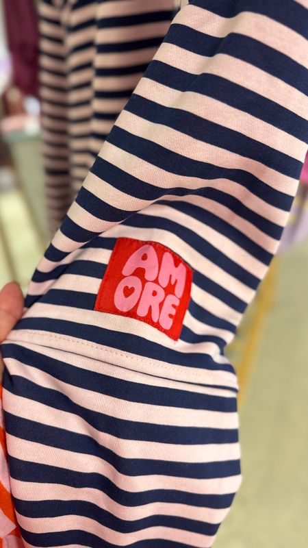 Rose navy stripe sweather 