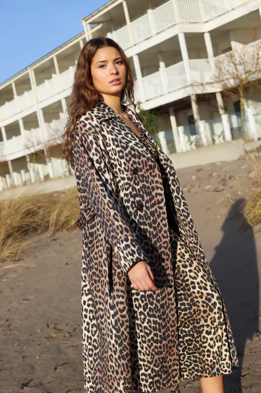 Urbancras trenchcoat 